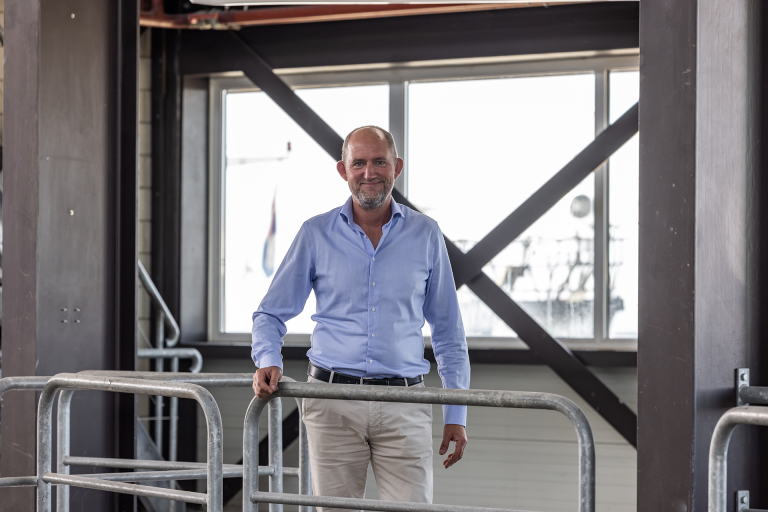 Wouter van Rijn. Specialist in motor and sailing yachts. 